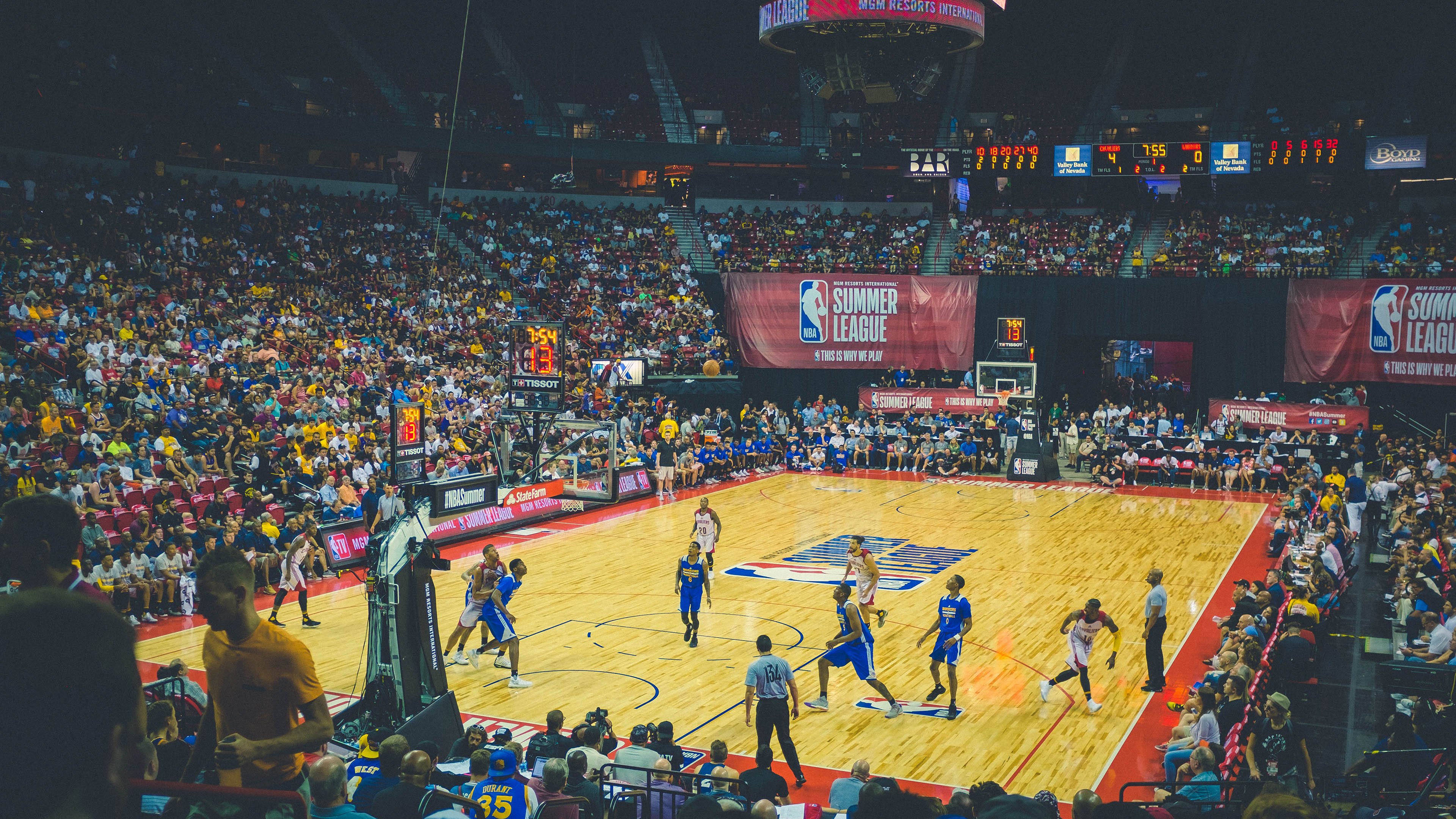 场上英雄：李明全面爆发，攻防兼备！